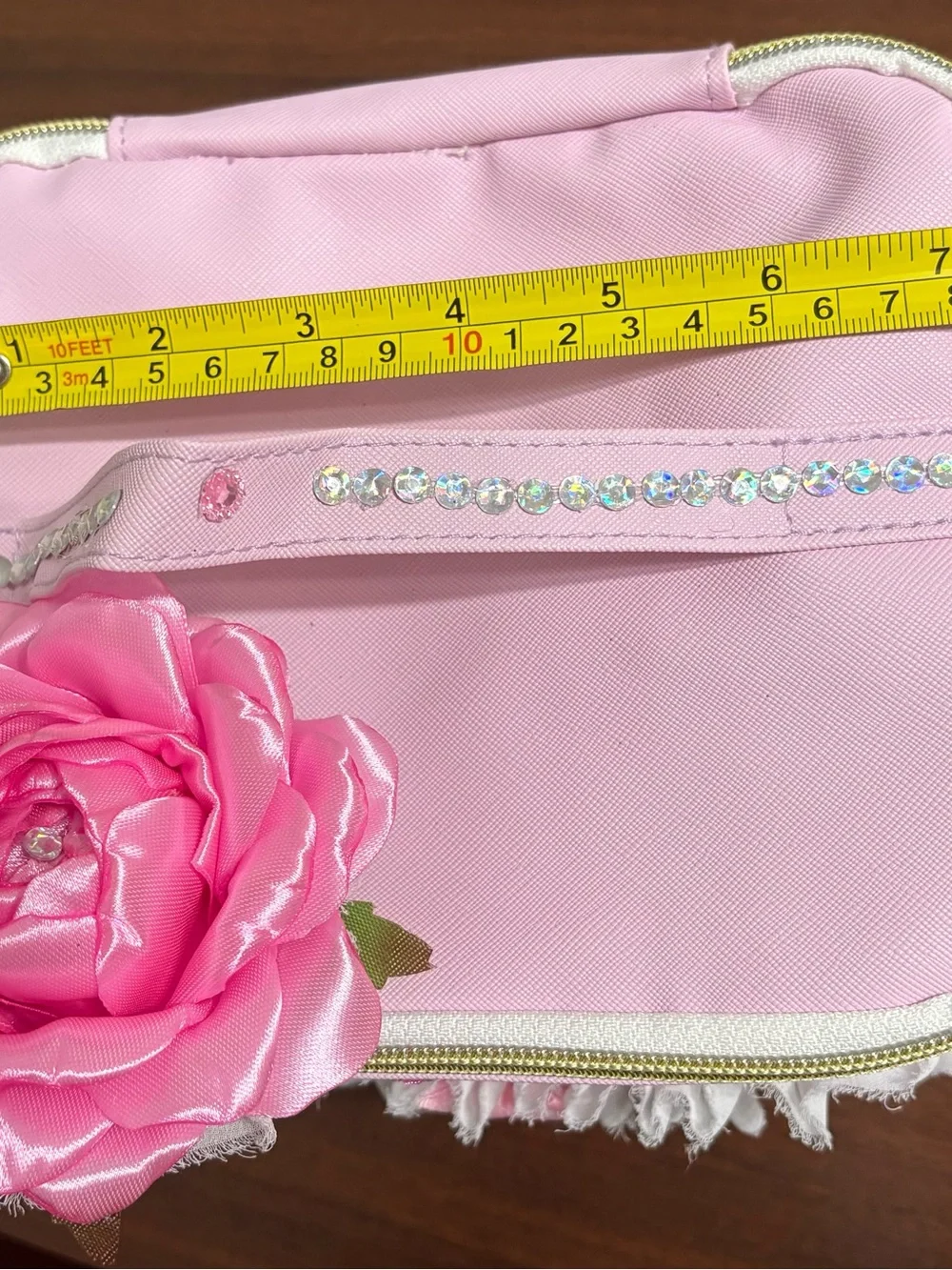 The Unbranded Brand elegant pink